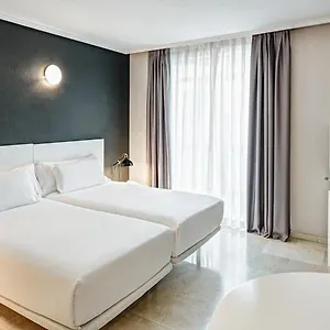 Sercotel Togumar Aparthotel Madrid